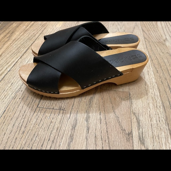 BJORK Swedish Comfort 
Women's EEVI Criss-Cross Leather Wooden Clog Sandals - Picture 3 of 6